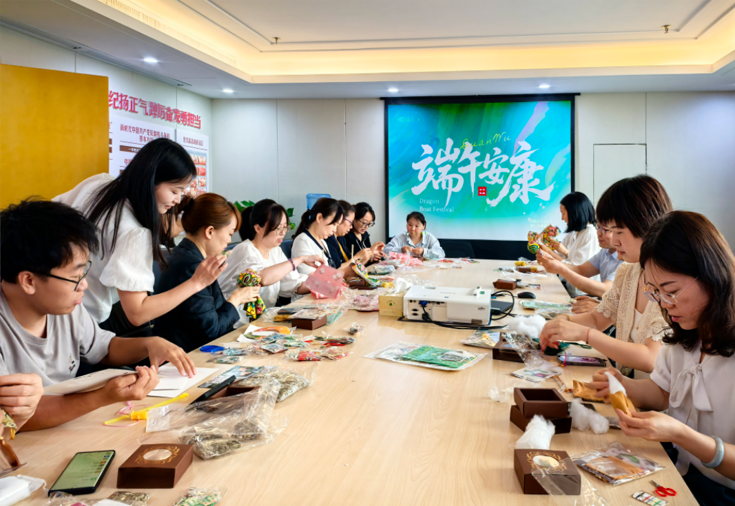 仲夏萦香,手作承韵