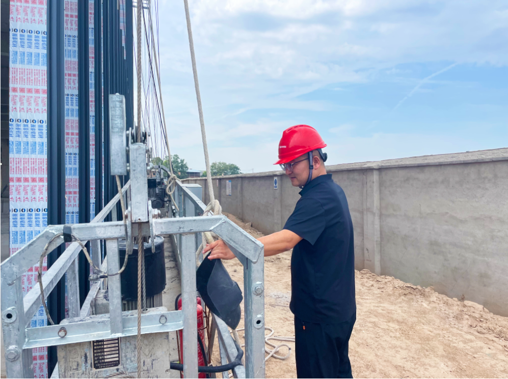 细查隐患筑屏障，严防漏洞固安全